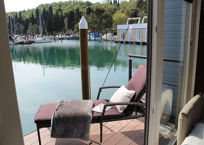 Apartamento The Seaborn - Two Bedroom Floating House *